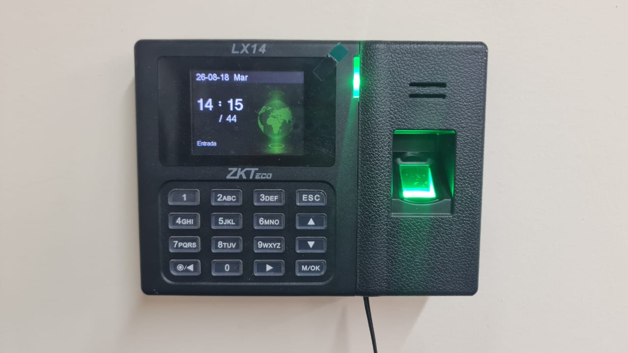 Control de Asistencia Biometrico